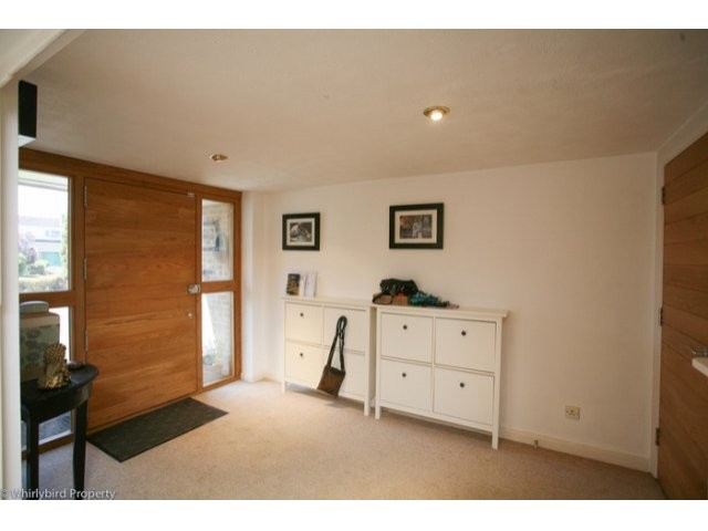 Oakhurst, Maidenhead, Berkshire.. - 2