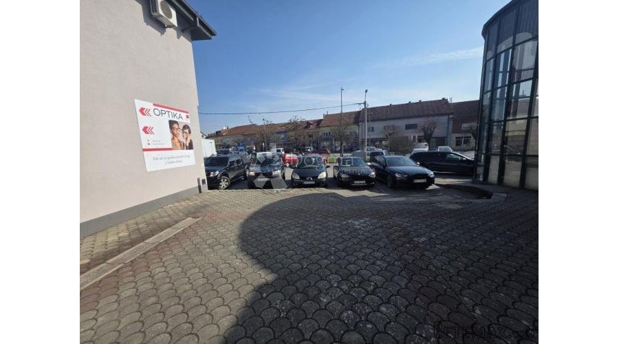 Poslovni prostor / lokal za najam – centar Zlatara, frekvent - 2