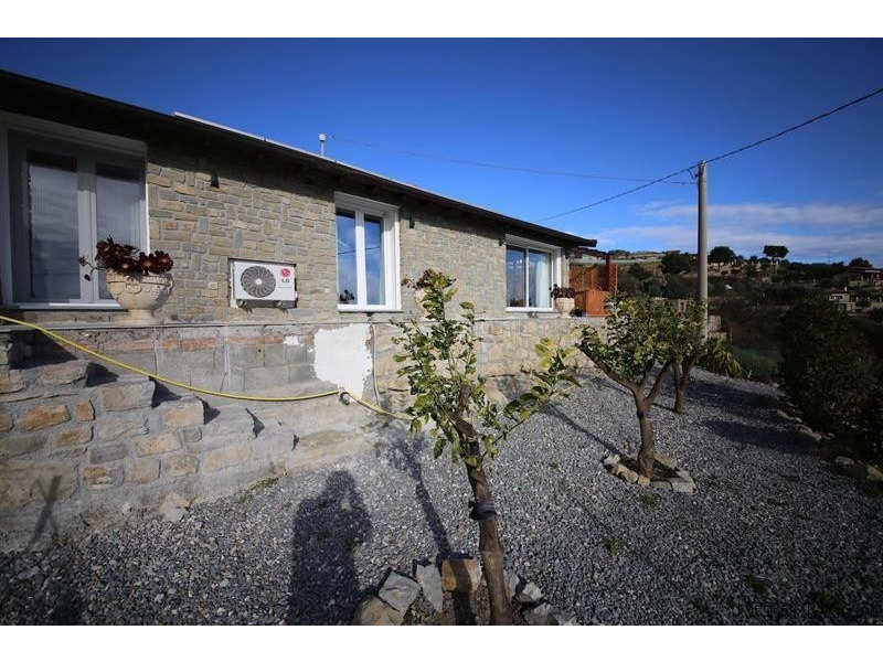 1 bedroom House For Sale: Bordighera