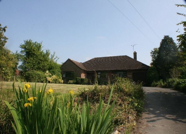 Brook Ashford Tn25