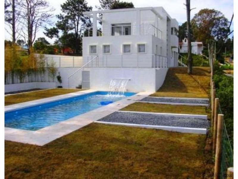 3 Bedroom House - For Rent -.. - 2