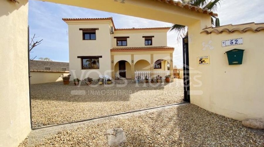 NEW TO VOSS HOMES - A beautifully designed, quality.. - 10