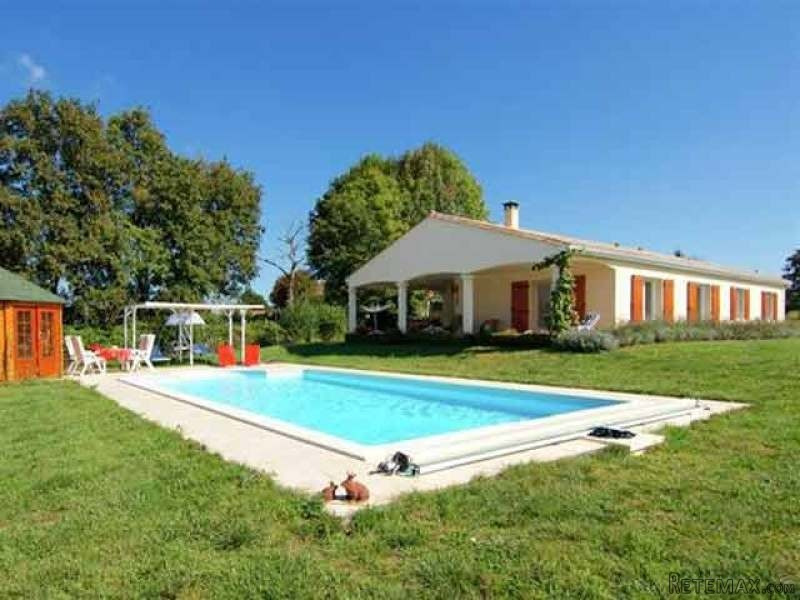 Comfortable 3 Bed Villa With Pool In..