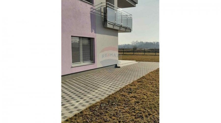 Uredski poslovni prostor u Trnovcu; 182 m2 - 17