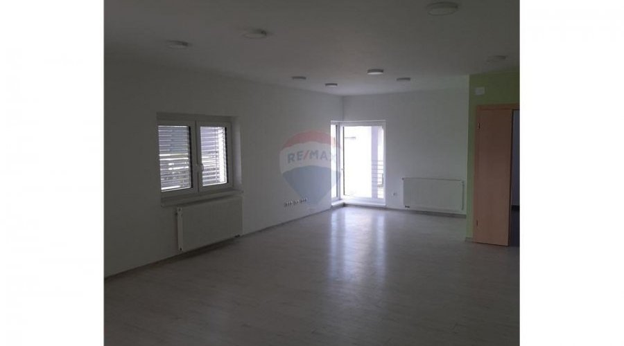 Uredski poslovni prostor u Trnovcu; 182 m2 - 25