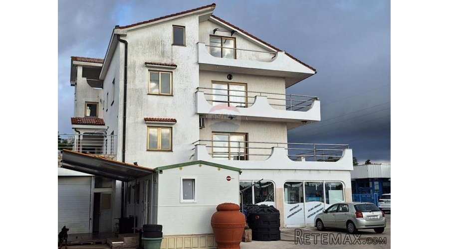 MARINIĆI - poslovni prostor sa skladištem