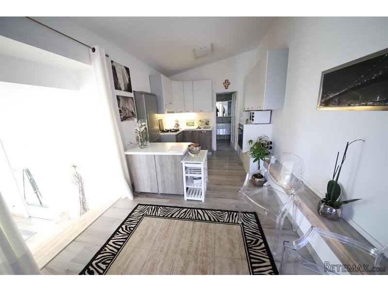 1 bedroom House For Sale: Bordighera - 2