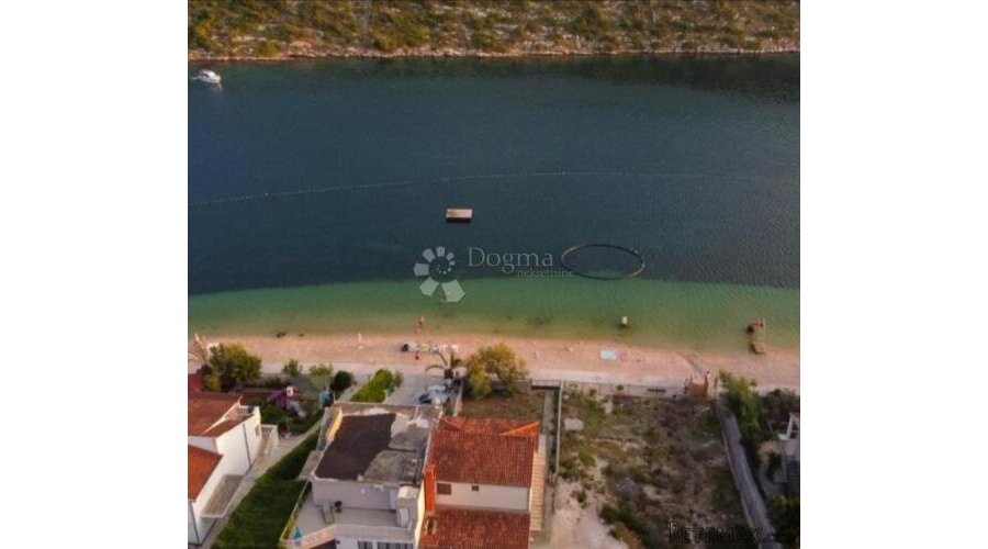 STUPIN ČELINE-ROGOZNICA, stan sa predivnim pogledom na more