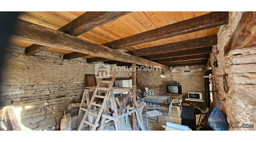 Istra, Oprtalj, 160m2, kamena kuća s velikom okućnicom - 10