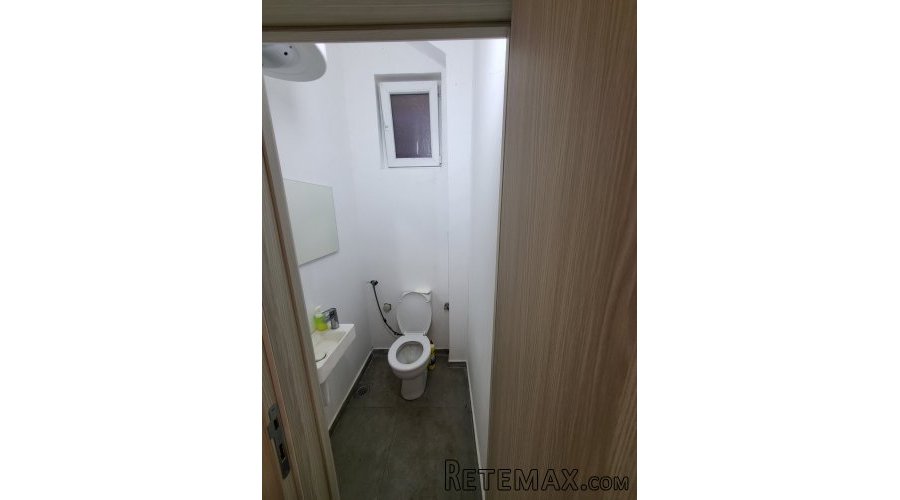 Izdajem poslovni prostor na Ledinama - 4