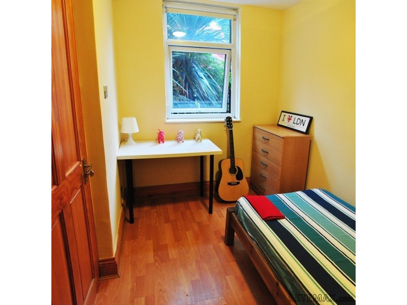 Single with single bed near Maida Vale..