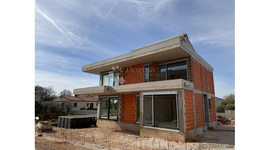 MODERNA VILLA S BAZENOM, 4 km OD MORA - 2