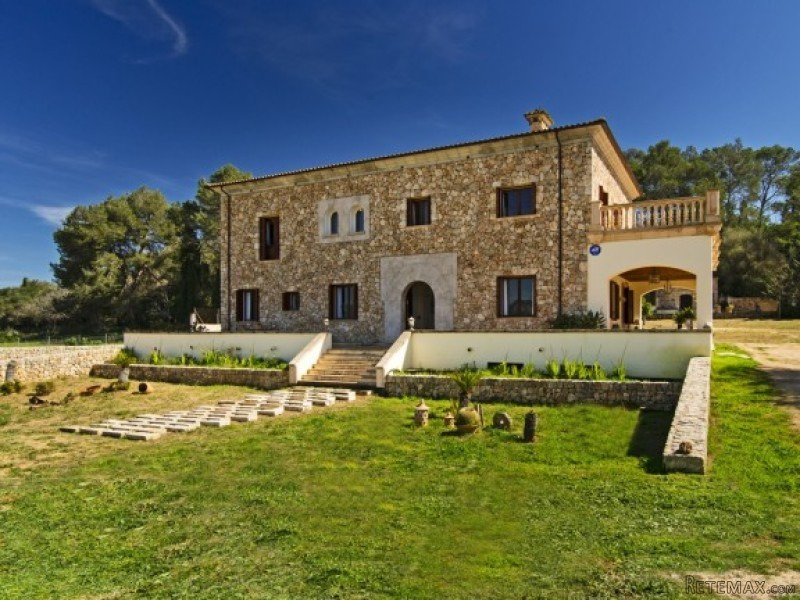 Beautiful Stone Facade Country Home In..