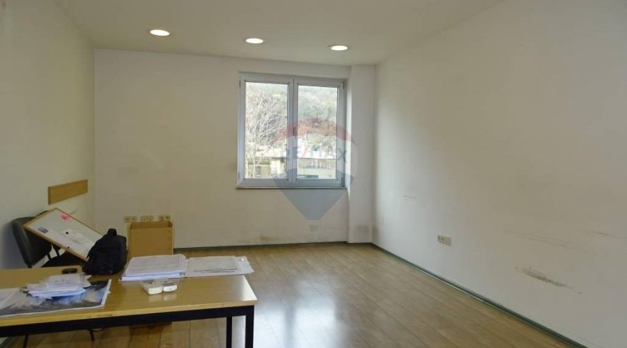 Rijeka-blizina centra,uredsko-skladišni prostor
