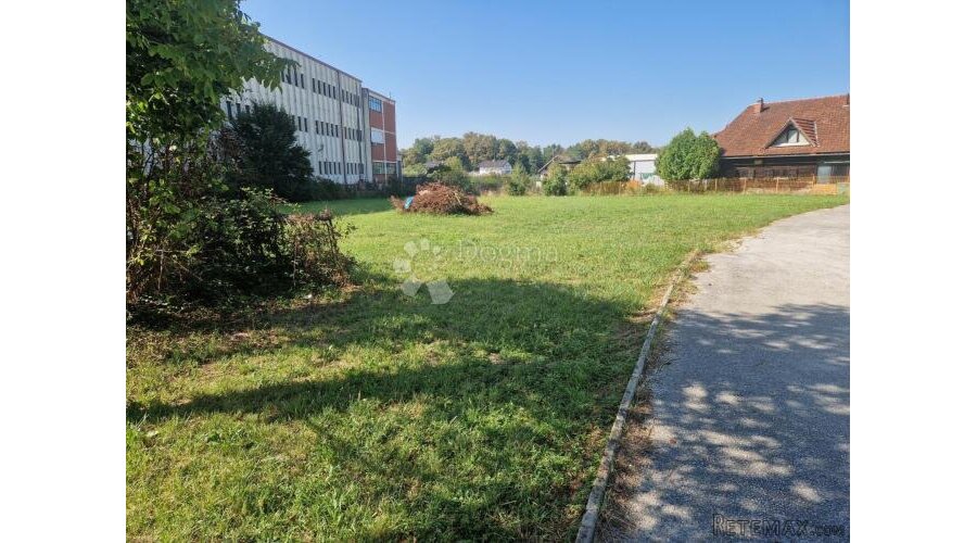 Građevinsko zemljište u centru Oroslavja - 2