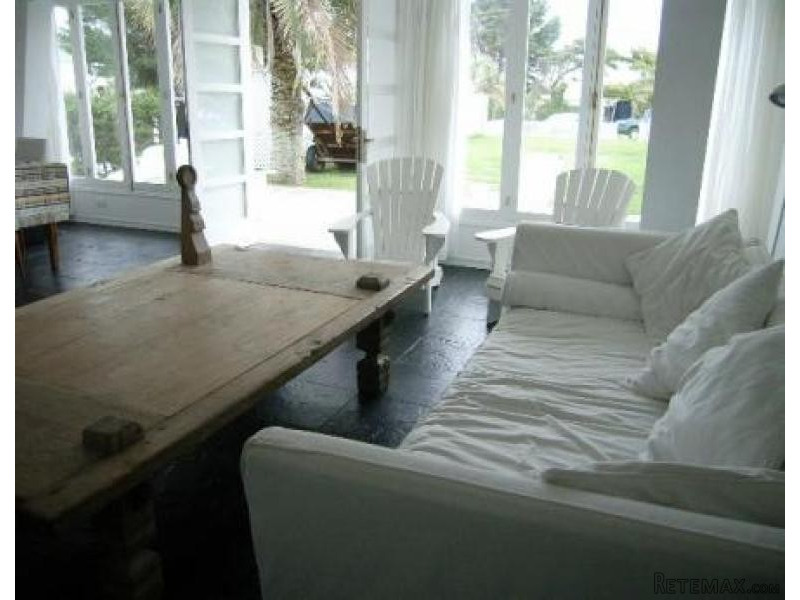 3 Bedroom House - For Rent -.. - 2