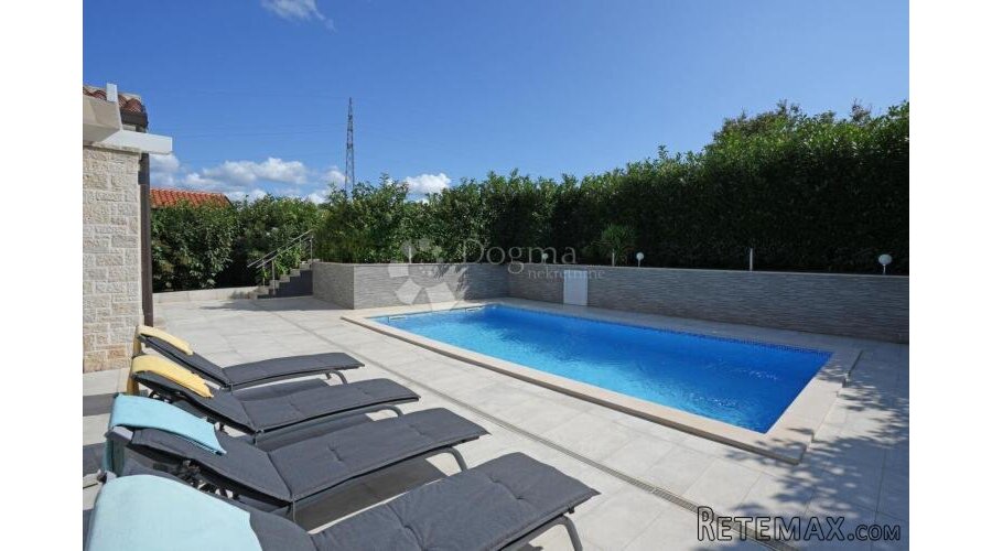 PREKRASNA KAMENA VILLA U OKOLICI POREČA - 3