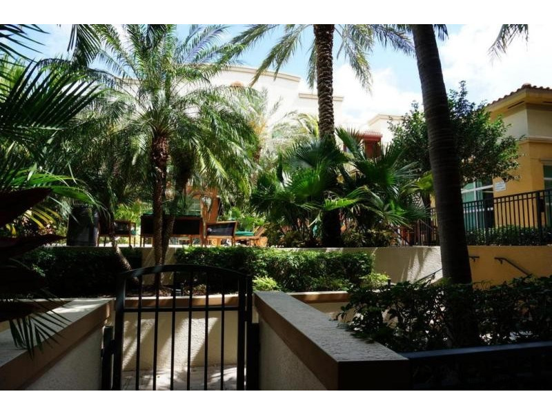 600 S Dixie Hwy #538, West Palm Beach.. - 2