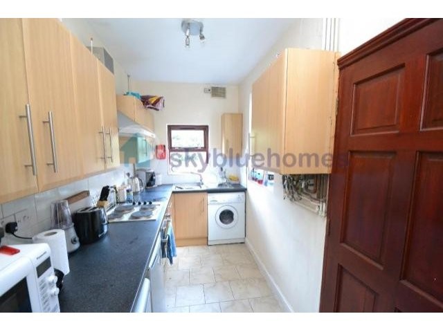 House - GREAT student property for..
