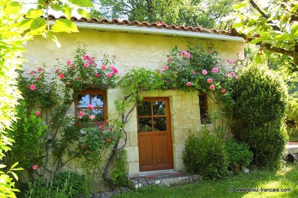 Farmhouse with gites complex -..