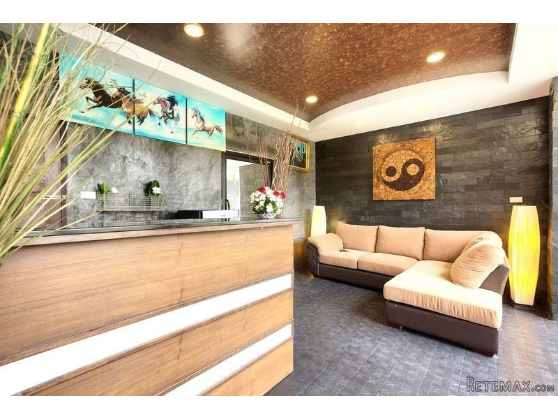 Sunrise Mountain Apartments - Marigold - 2