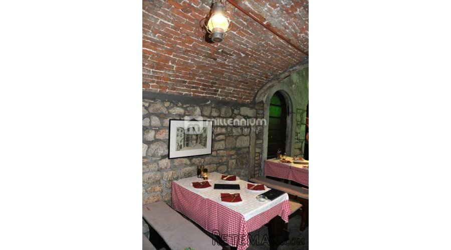 Otok Cres, Grad Cres, kuća s restoranom, apartmanima i.. - 4