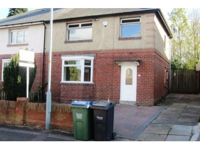 3 Bed House To Let - 2