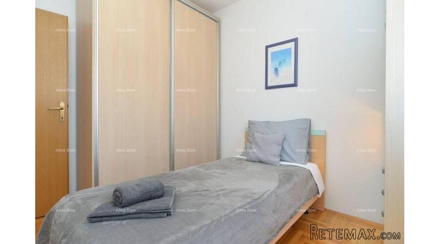 Na prodaju kuća s apartmanima u Štinjanu. - 4