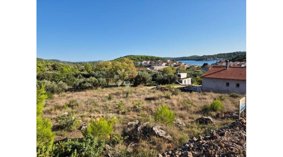 TISNO - Građevinsko zemljište 700m2