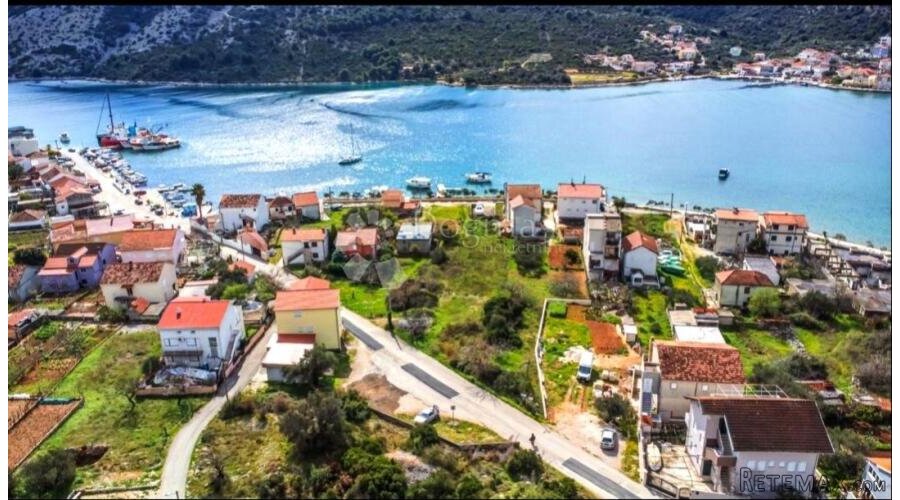 Građevinsko zemljište s projektom, drugi red od mora, Vinišć