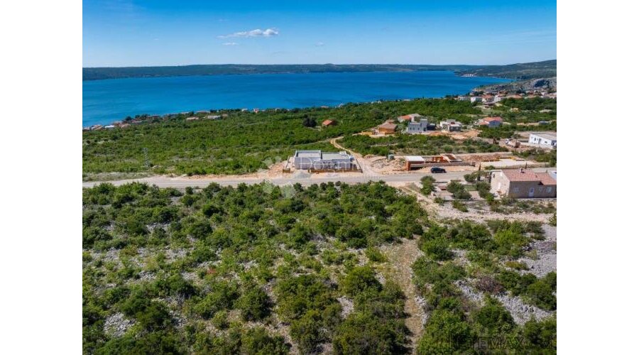 Građevinsko zemljište s projektom, Maslenica - 3