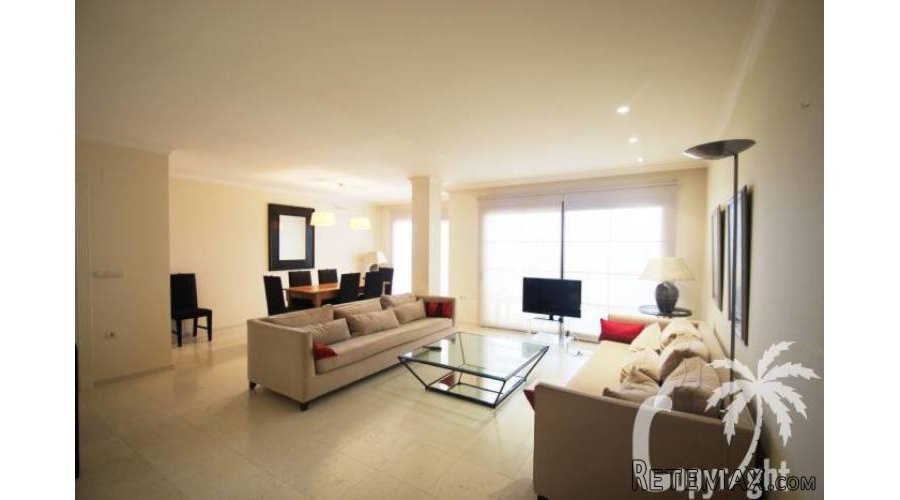 This seafront property is a perfect place to live.. - 3