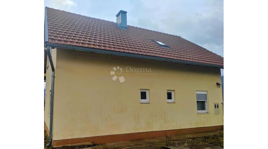 GRAČAC KUĆA ZA ODMOR ILI DOM SREĐENA S VELIKOM OKUČNICOM