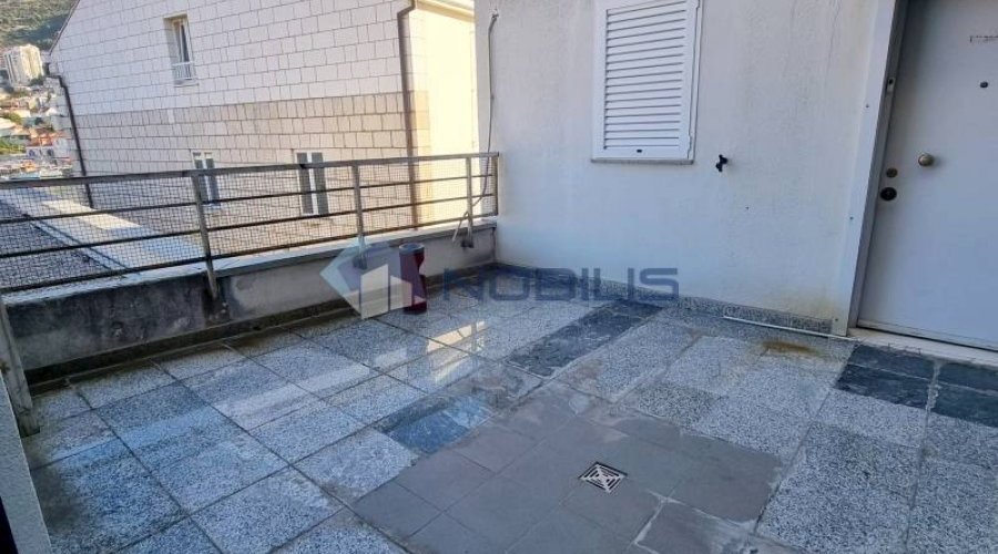 Dubrovnik, Batala, p. prostor/stan - 97m2 + 13m2 garaža - 12