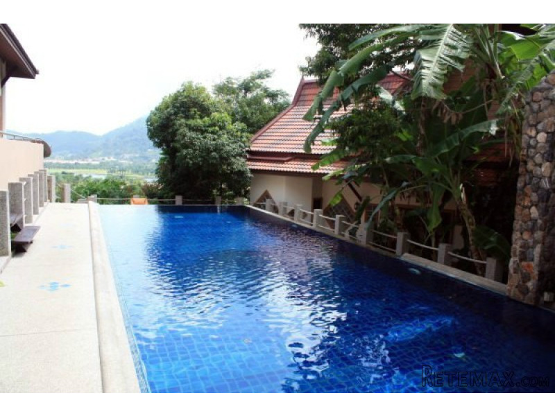 Tropical 3 Bedroom Penthouse in Kathu - 2