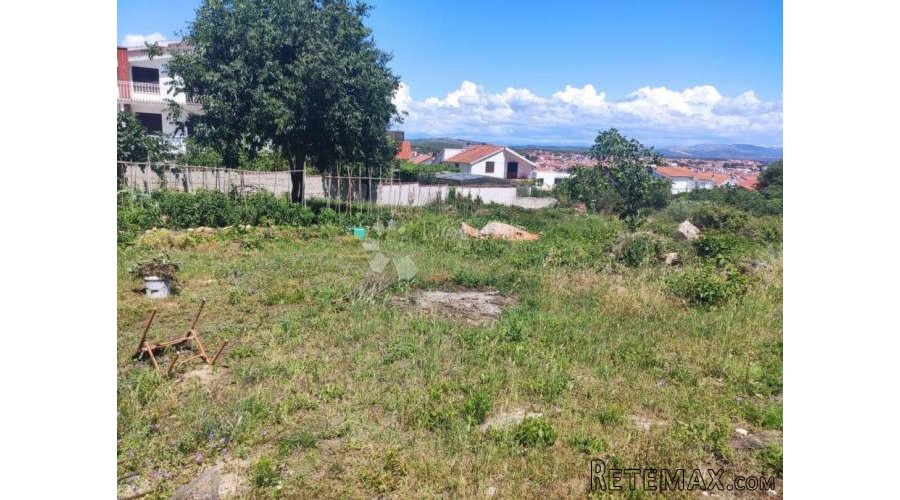 PRILIKA Građevinsko zemljište 1 513 m2 Vodice