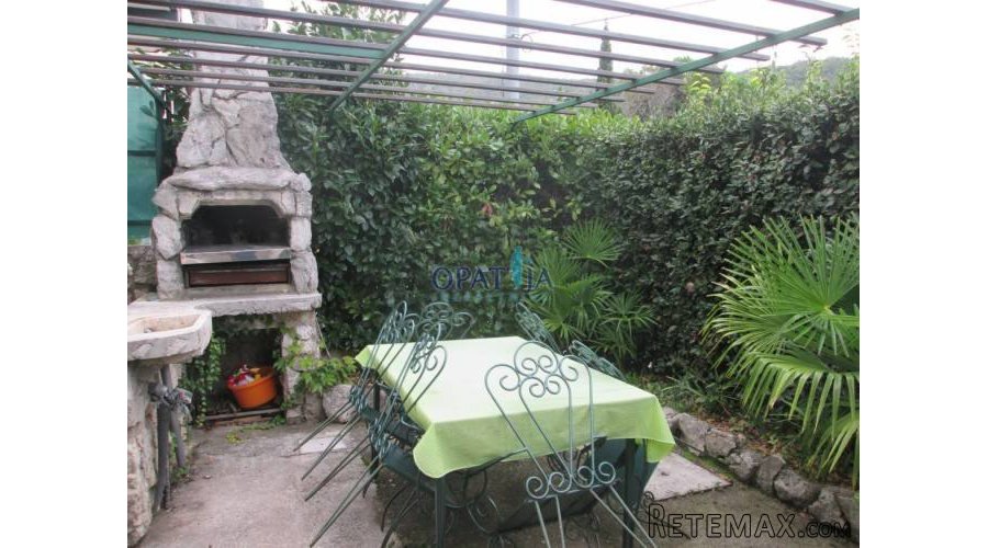Mošćenička Draga, samostojeća kuća nedaleko mora, parking - 4