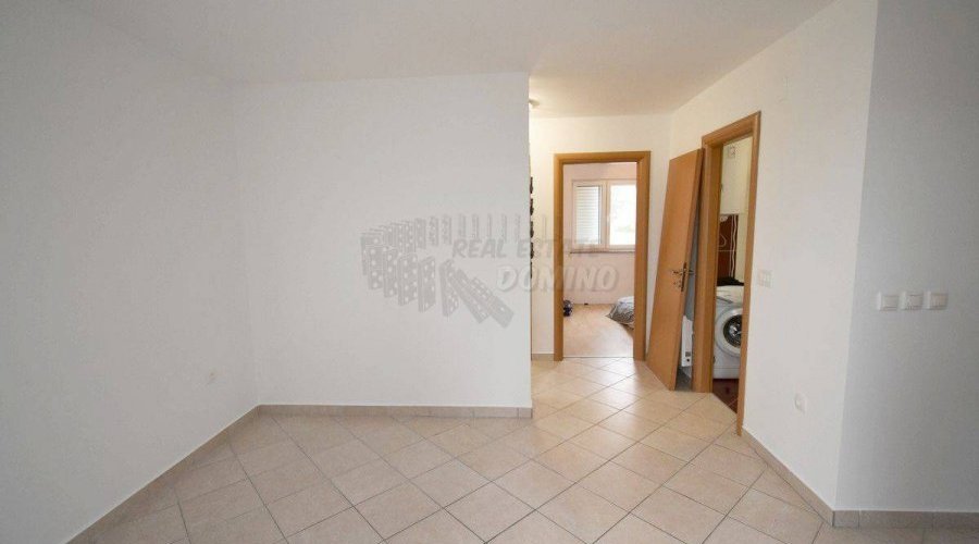 Lijepi apartman s 2 spavaće sobe! Grad Krk - okolica! - 7