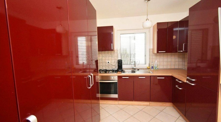 Lijepi apartman s 2 spavaće sobe! Grad Krk - okolica! - 9