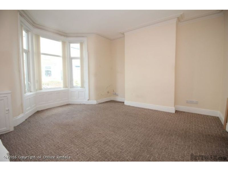 Flat 1, 25 Charles St, Blackpool - 2