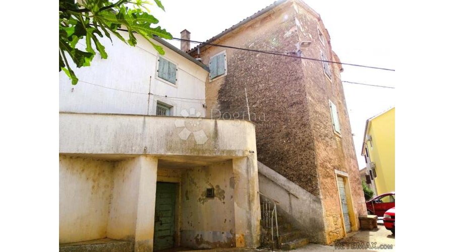 Višnjan, okolica, kuće za adaptaciju !