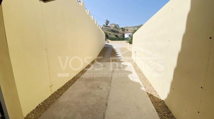 NEW LISTING TO VOSS HOMES - A lovingly maintained &.. - 16