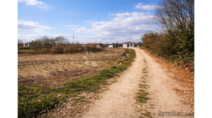 Građevinsko zemljište – okolica Labina, 1.119 m² - 3