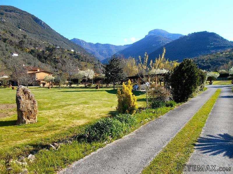 5 bedroom Villa For Sale: Versilia - 2