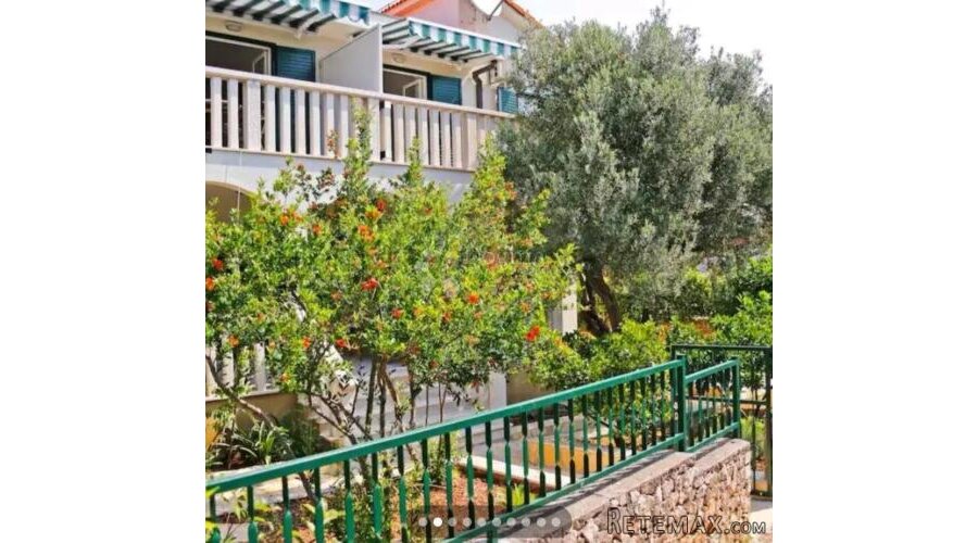 Kuća sa 4 apartmana 100 metara od mora - 3