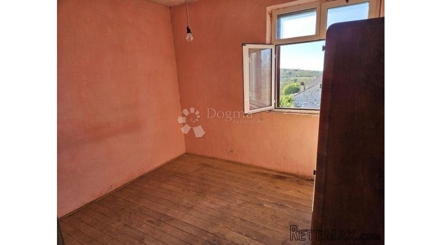 Samostojeća stara kuća za renovaciju s pogledom na more! Va - 3
