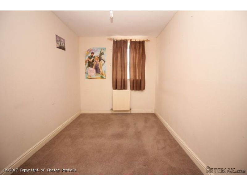 11 Yorkshire St, Blackpool - 2