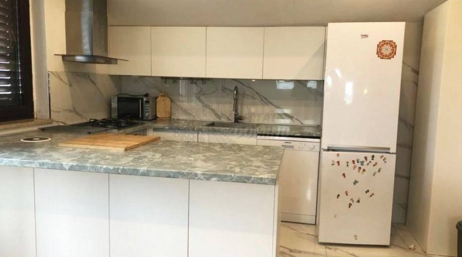 Apartman s prekrasnim pogledom! Malinska - 3