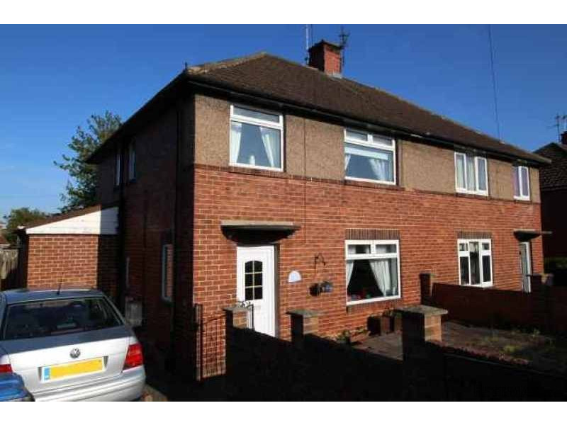 3 bedroom, Semi-detached House house..