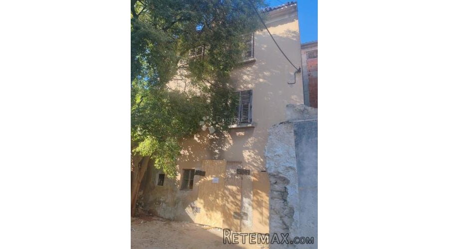ŠIBENIK - dva stana za adaptaciju - 3